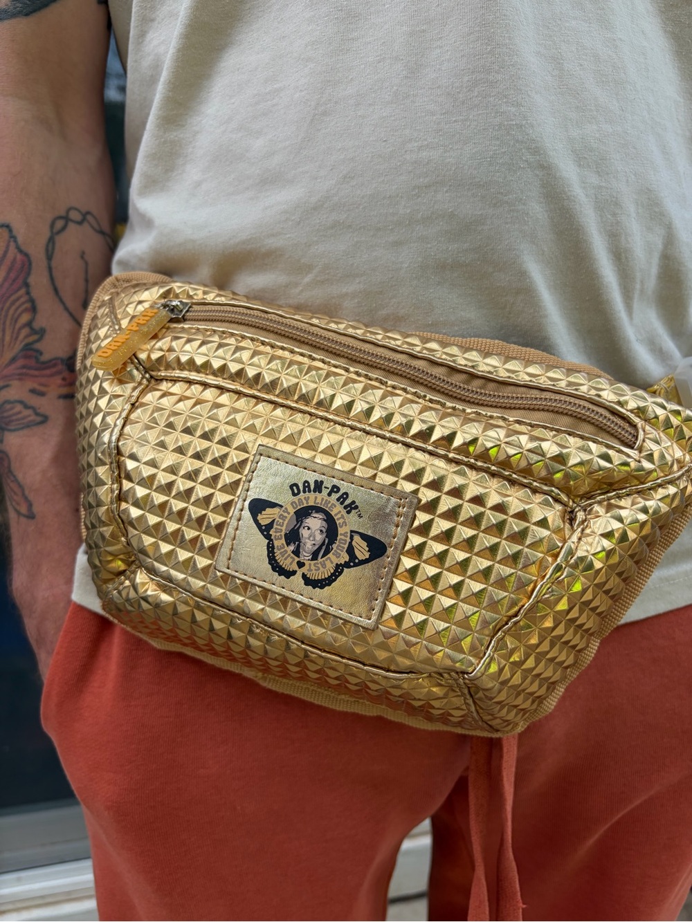 Rare Dan-Pak Metallic Gold Hidden Flask Bag